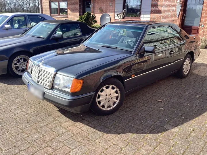 Mercedes-Benz 200