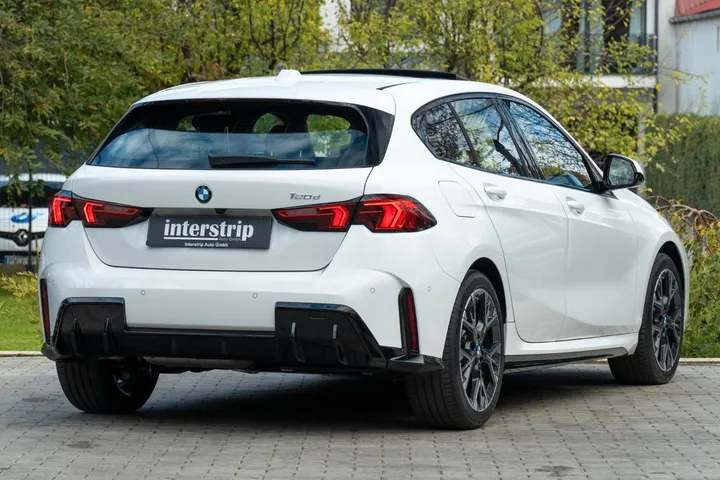 BMW 120