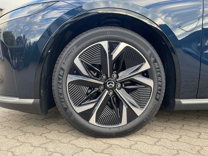 Mazda 6e