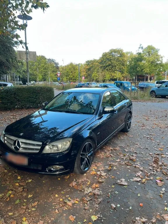 Mercedes-Benz E 230