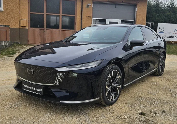 Mazda 6e