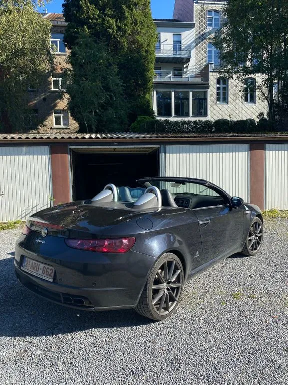Alfa Romeo Spider