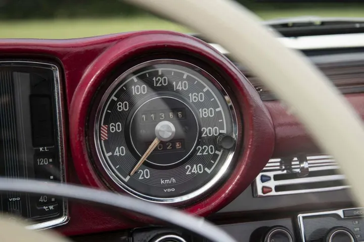 Mercedes-Benz 280