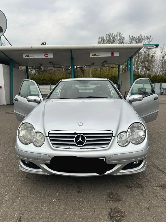 Mercedes-Benz C 160