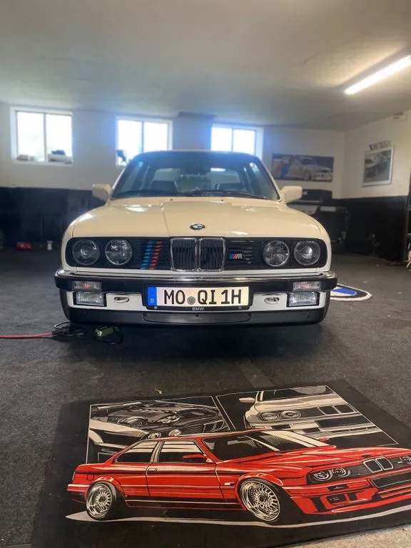 BMW 318