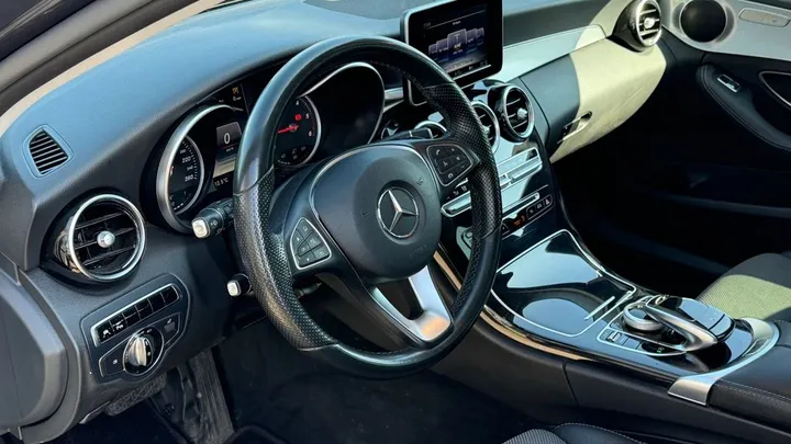 Mercedes-Benz C 200