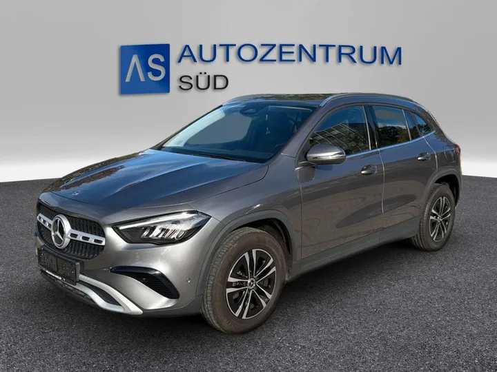 Mercedes-Benz GLA 180