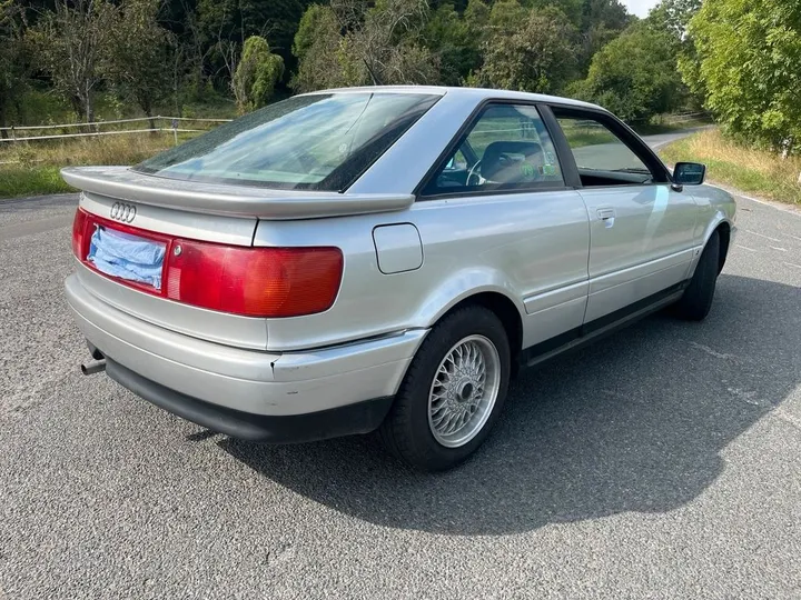 Audi 80