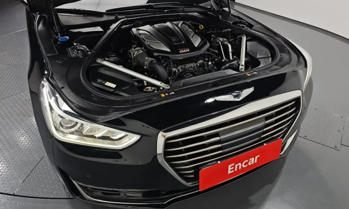 Genesis EQ900