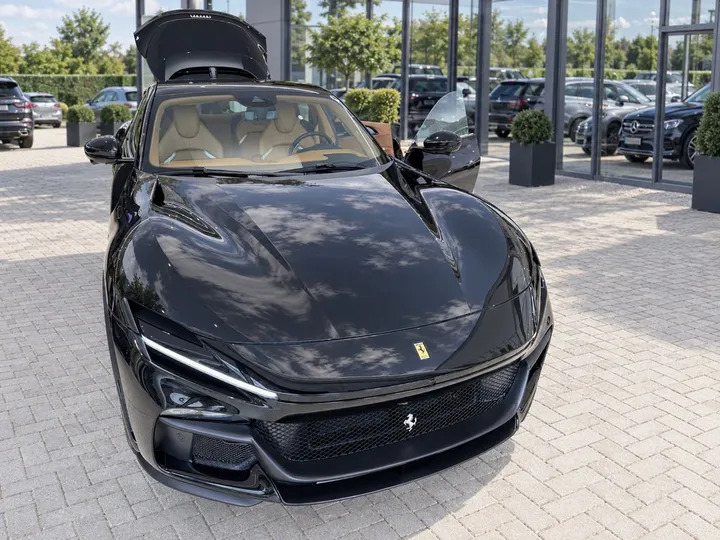 Ferrari Purosangue