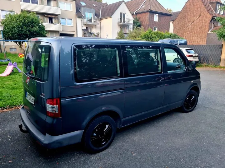 Volkswagen T5 Multivan