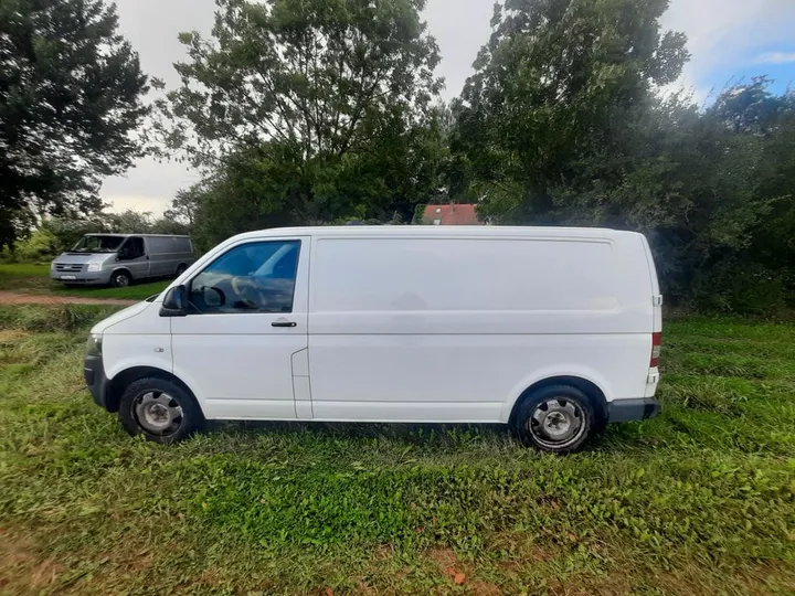 Volkswagen T5 Transporter