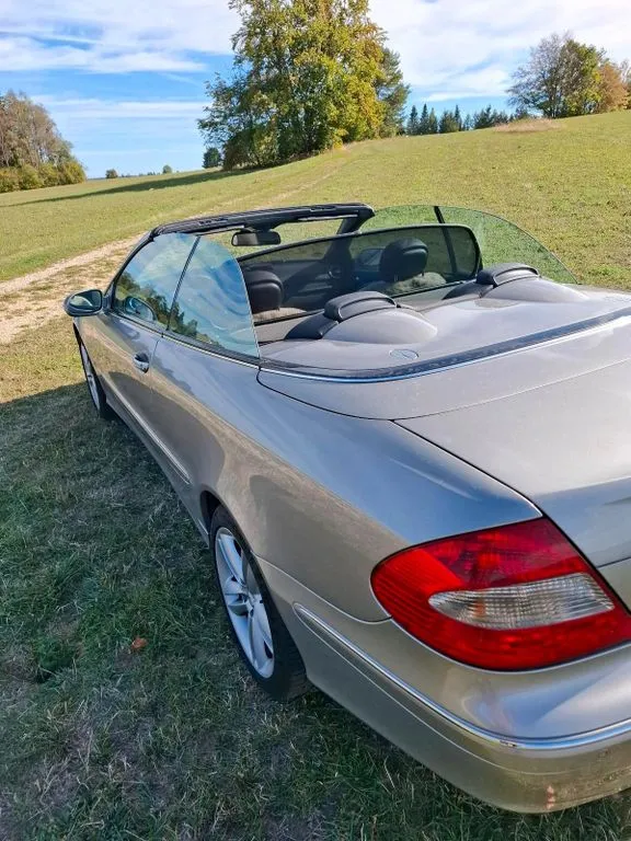 Mercedes-Benz 200