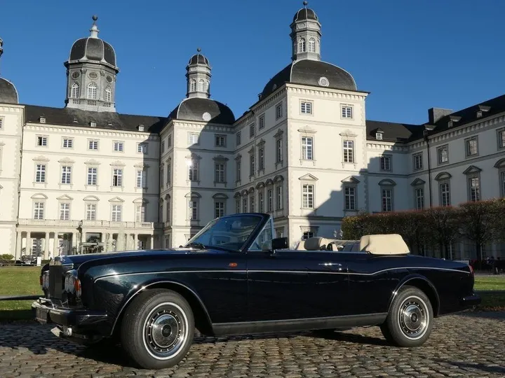 Rolls-Royce Corniche