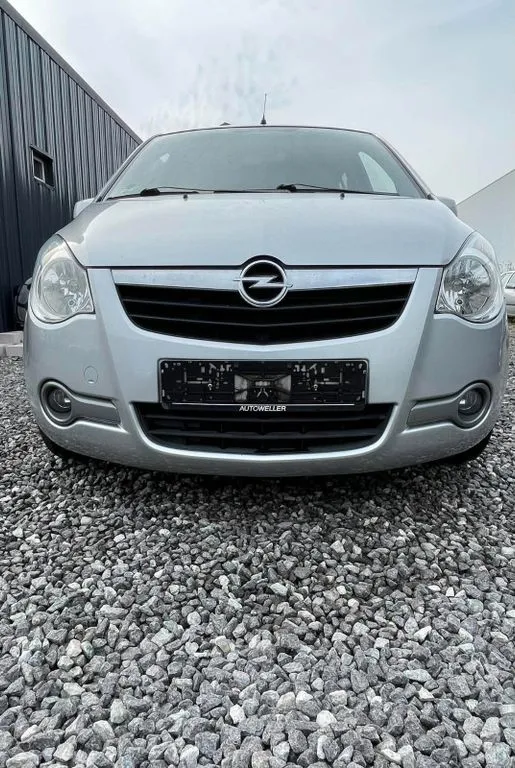 Opel Agila