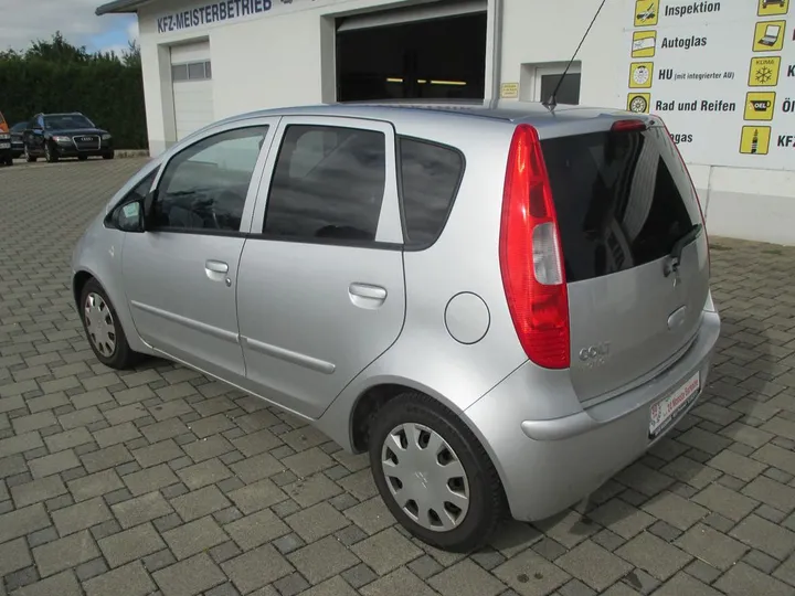 Mitsubishi Colt