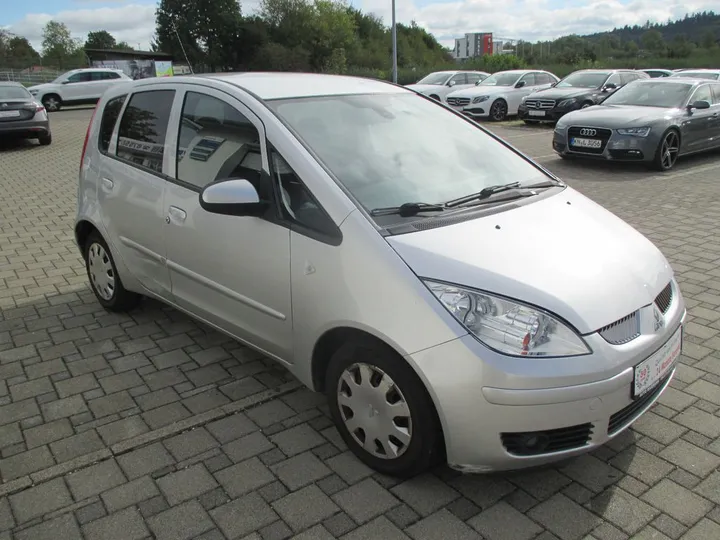 Mitsubishi Colt