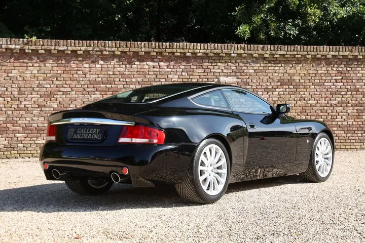 Aston Martin Vanquish