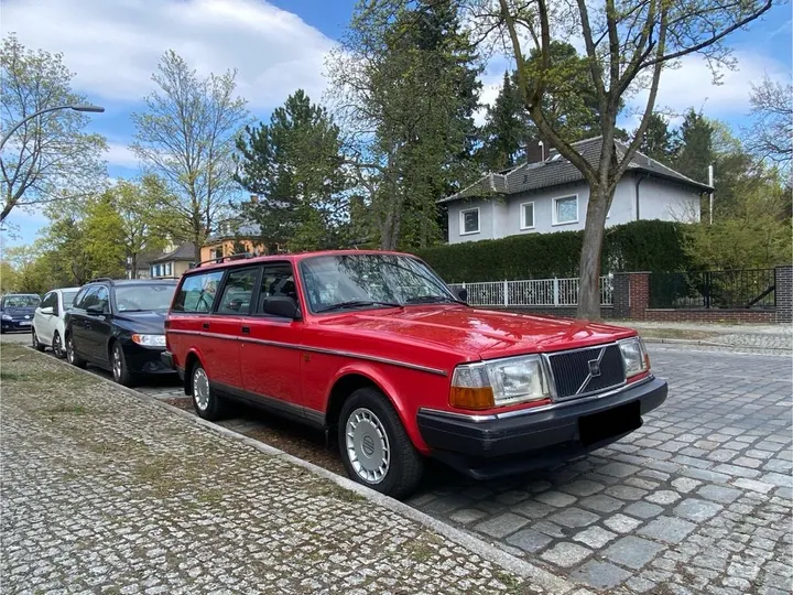 Volvo 240