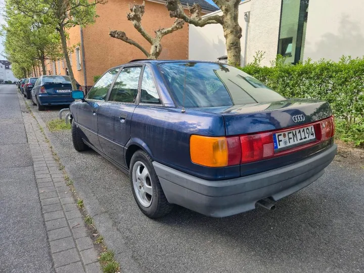 Audi 80