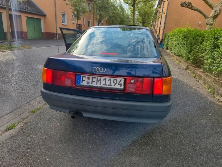 Audi 80
