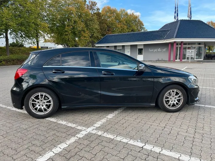 Mercedes-Benz A 180