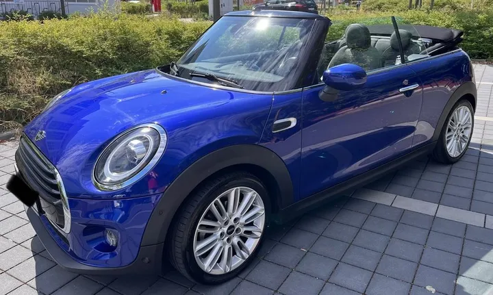 MINI Cooper Cabrio