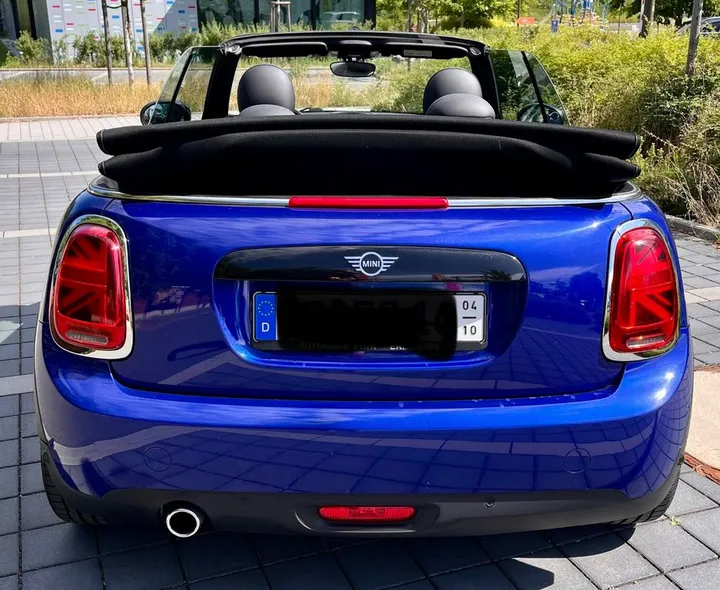 MINI Cooper Cabrio