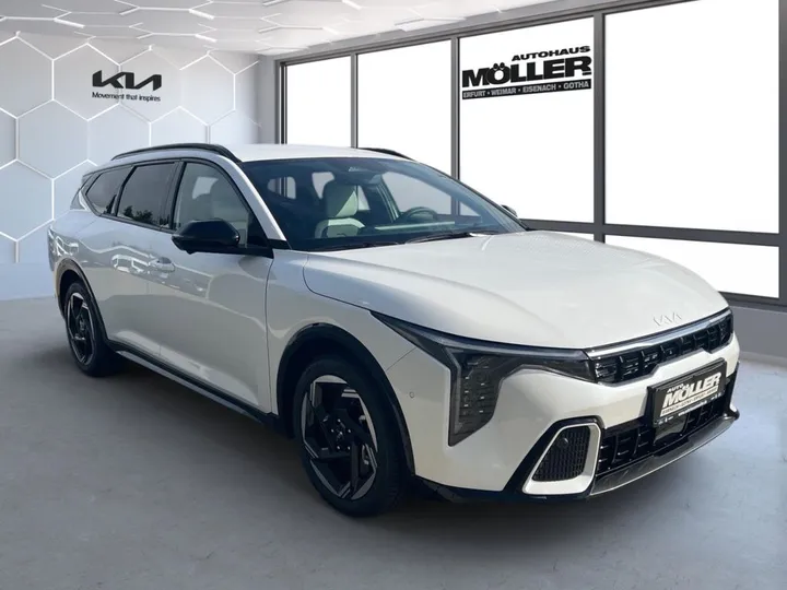 Kia K4