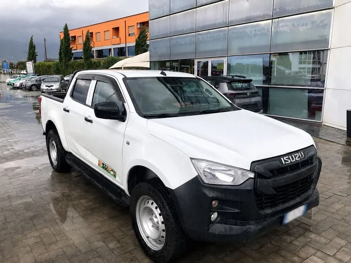 Isuzu D-Max