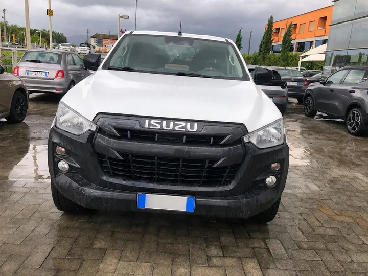 Isuzu D-Max