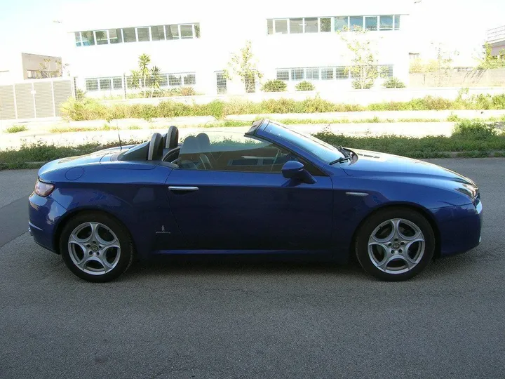 Alfa Romeo Spider