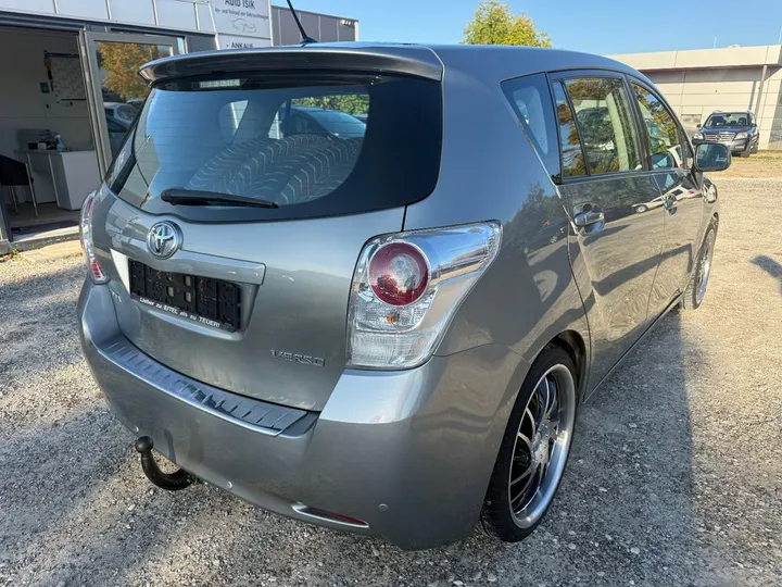 Toyota Verso