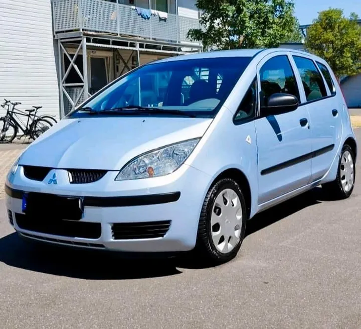 Mitsubishi Colt