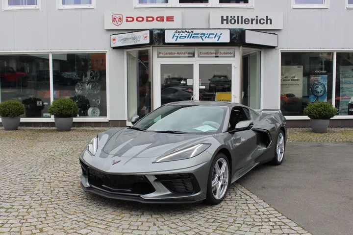 Corvette C8