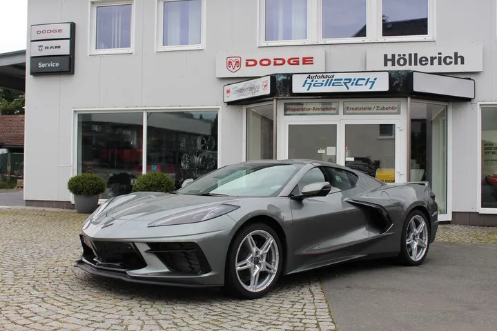 Corvette C8