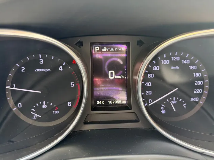 Hyundai SANTA FE
