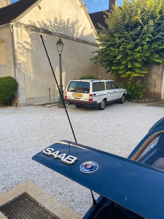 Saab 900