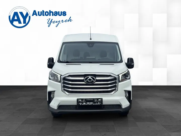 Maxus Deliver 9