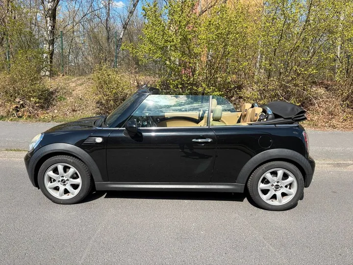 MINI Cooper Cabrio