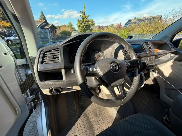 Volkswagen T6 Caravelle