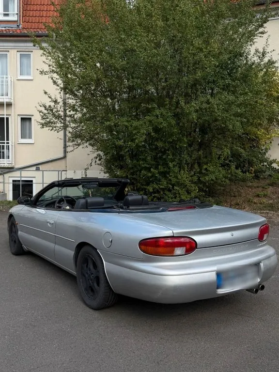 Chrysler Stratus