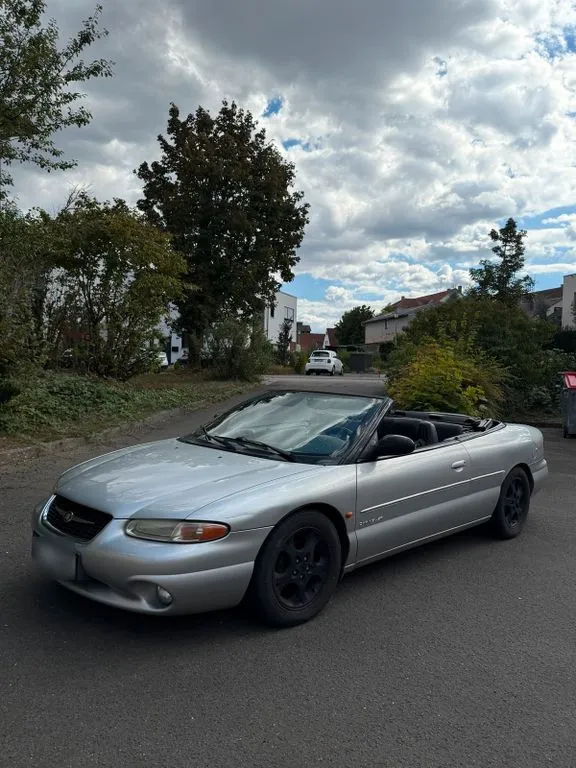 Chrysler Stratus
