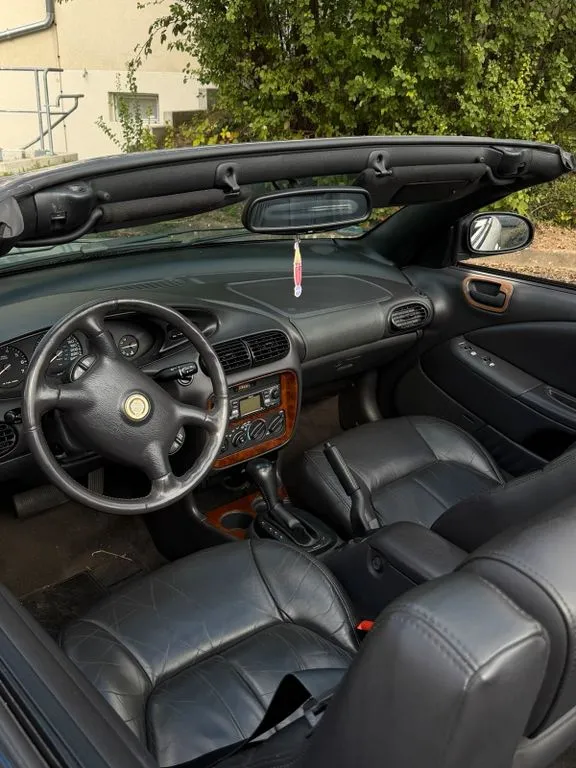 Chrysler Stratus