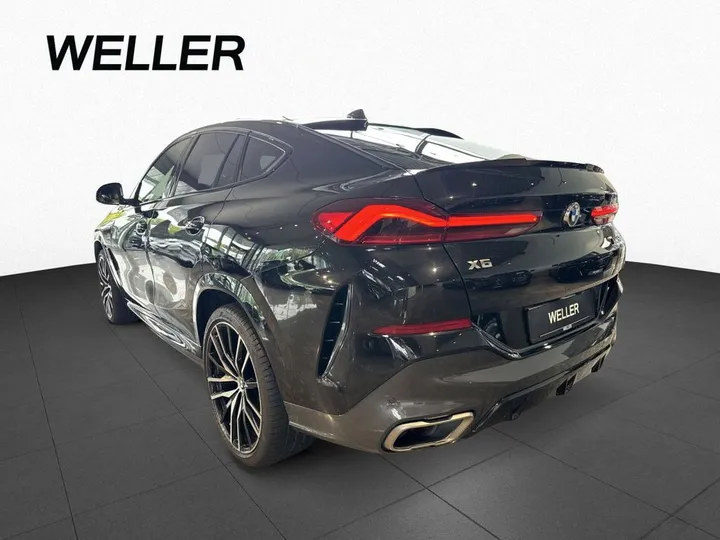 BMW X6 M50