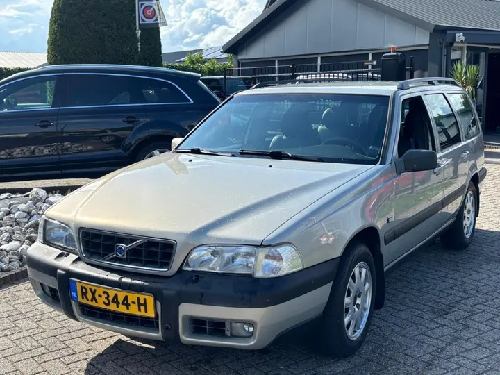 Volvo V70