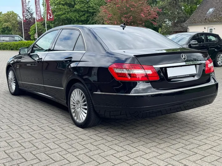 Mercedes-Benz E 250