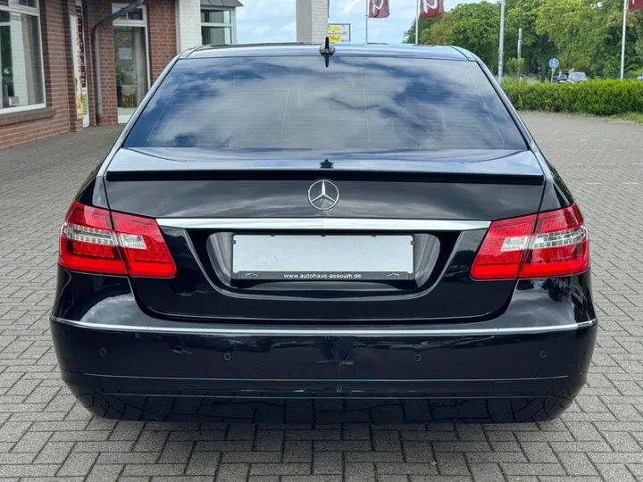 Mercedes-Benz E 250