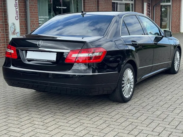 Mercedes-Benz E 250