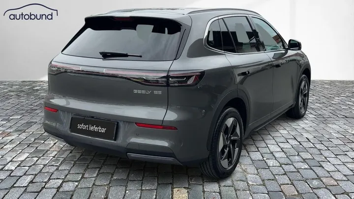 Geely E5